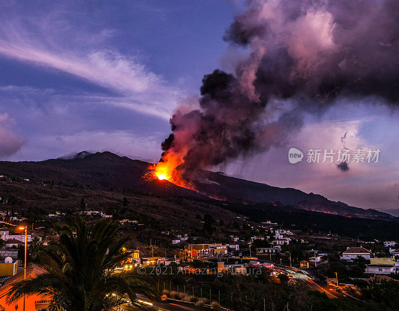 拉帕尔马Cumbre Vieja火山爆发